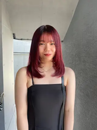カラー ミルクティーベージュ ブリーチ🖤サヤカのヘアスタイル