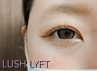 マツエク・マツパ 北川 広行のヘアスタイル