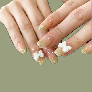 ネイル Laki nailのネイルデザイン