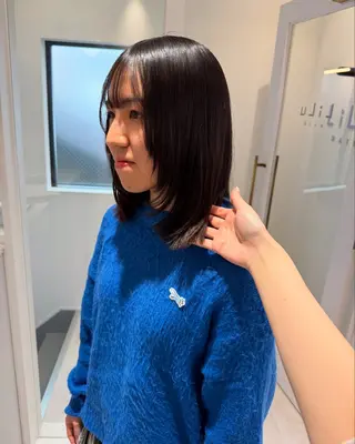 ミディアム チアキ ジュリのヘアスタイル