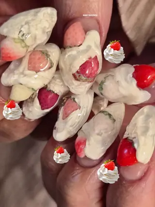 ネイル 3dパーツ/流行り 👧shushu❤️のネイルデザイン