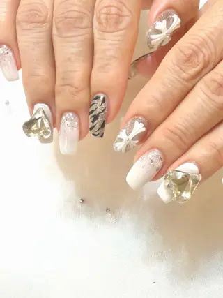 ネイル 近藤 美春のネイルデザイン