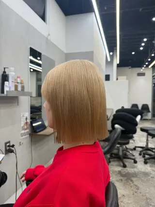 ショート ハイトーン/ Runa⟡.·のヘアスタイル
