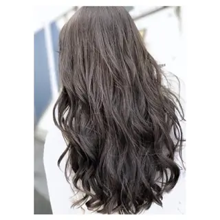 ロング カラー 🦋NAKAMURA 🦋のヘアスタイル