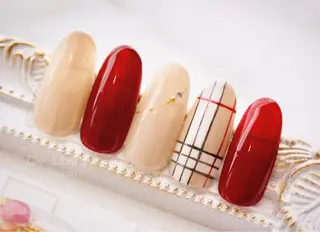 ネイル Elio 国泰寺のネイルデザイン