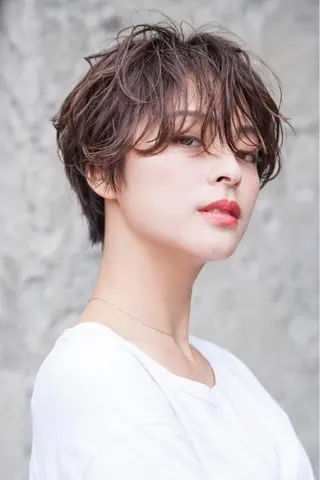 ショート カラー パーマ Chlom🌿Top Stylist沖田のヘアスタイル