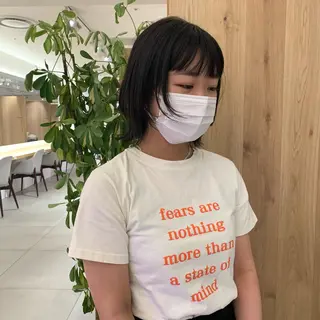 ミディアム カラー SAKINO． ベージュカラーのヘアスタイル