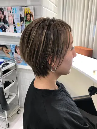 ショート カラー クロスパーマ松永裕久 似合わせカットのヘアスタイル