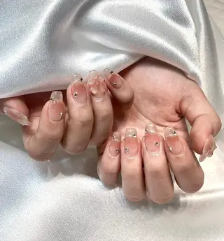 ネイル RAFFINE haru🦋🩵のネイルデザイン