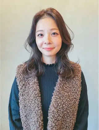 ミディアム Bond Story りき カラーモデルのヘアスタイル