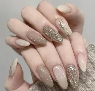 ネイル VIVIAN リサのネイルデザイン