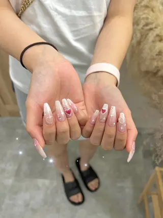 ネイル NAGISA🧁🎀 持ち込み⌇パラジェルのネイルデザイン