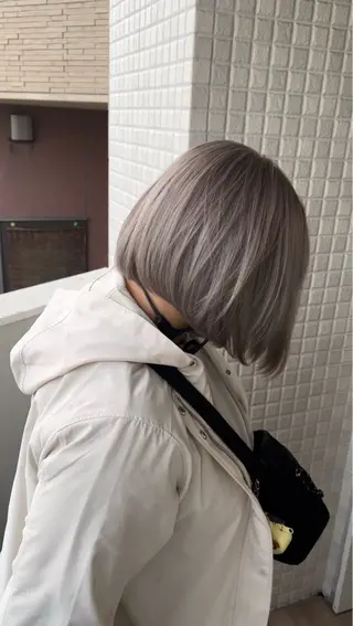 ショート カラー バレイヤージュ /ハイライト/もときのヘアスタイル