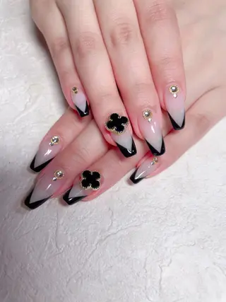 ネイル M🌷nail 長さだし専門店のネイルデザイン