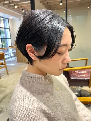 ショート 🌟美髪縮毛矯正🌟 吉田冴一のヘアスタイル