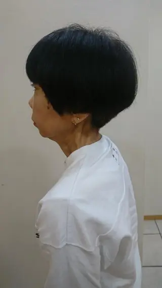 ショート 齋藤 愛美のヘアスタイル