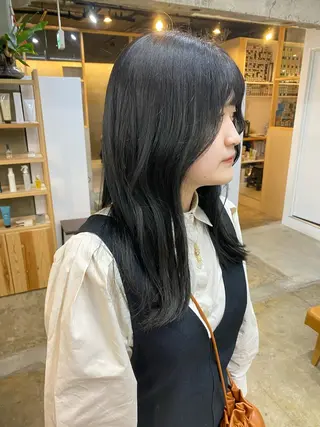 カラー シミズ アスカのヘアスタイル