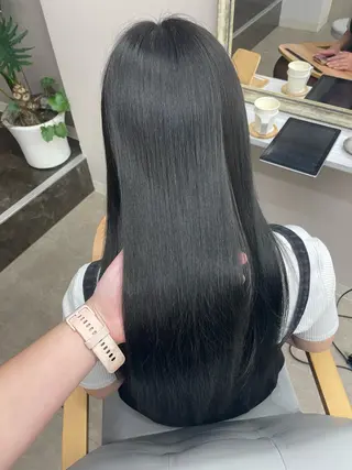 ロング luna ayane ／透明感カラーのヘアスタイル