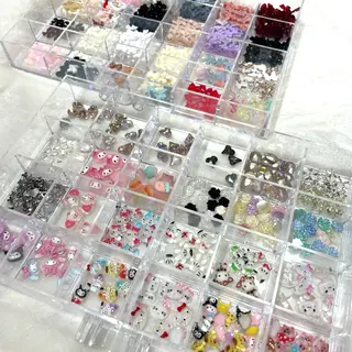 ネイル KITTY所属・KITTY🩰 AKIのネイルデザイン