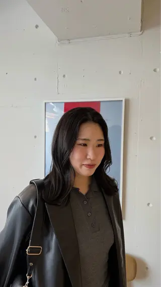 ミディアム ヒグチ マユのヘアスタイル