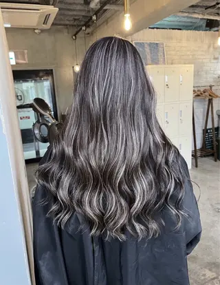 ロング カラー ROBIN所属・指名数No.1 /NAOYAのヘアスタイル