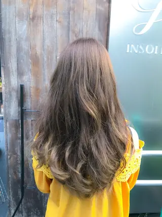 セミロング カラー 💘トレンドスタイル 💘透明感ヘアのヘアスタイル