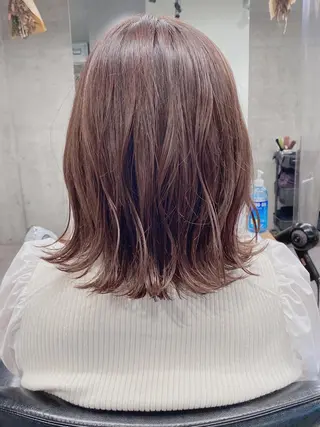 ミディアム ショート・ウルフ✂︎ 安住有咲子のヘアスタイル