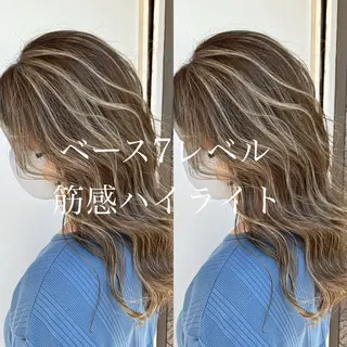 セミロング issy/ハイライト ハイトーン／レイヤーのヘアスタイル