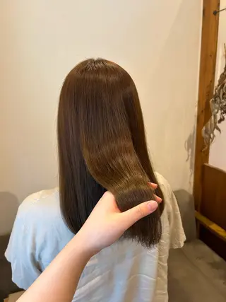 セミロング カラー 田中 琴鈴のヘアスタイル