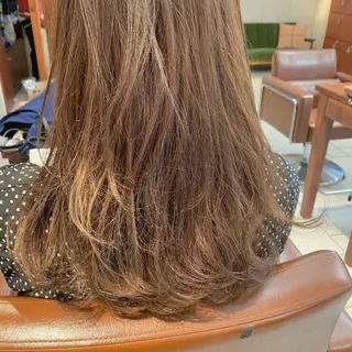 ロング カラー 加藤 綾華のヘアスタイル