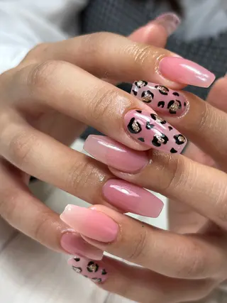 ネイル M. Aのネイルデザイン