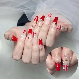ネイル Ami Nailのネイルデザイン