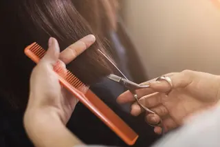 ミディアム LOOP 佐藤のヘアスタイル
