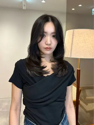 ミディアム 透明感✨女性特化💙 chihiroのヘアスタイル