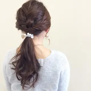 セミロング ロング ヘアアレンジ 沢田 瞳のヘアスタイル