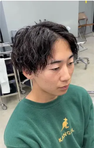 ミディアム パーマ メンズ メンズ専門サロン wokeのヘアスタイル