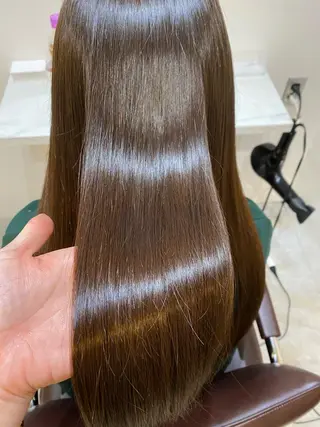 ロング 【髪質改善 艶髪】 布川 莉穂のヘアスタイル