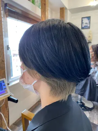 ショート カラー ブリーチ毛対応酸性 ストレート🌈サキのヘアスタイル
