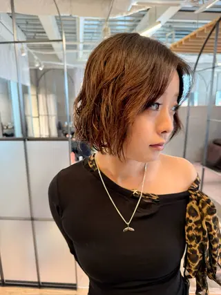 ミディアム 須藤　優真 切りっぱなしボブのヘアスタイル