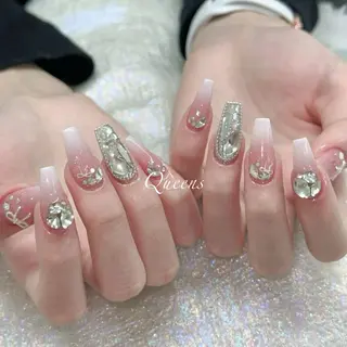 ネイル Queens マオのネイルデザイン
