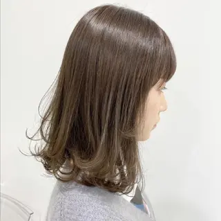 ミディアム カラー 🤍💕ブリーチカラ ーAyaka💕🤍のヘアスタイル