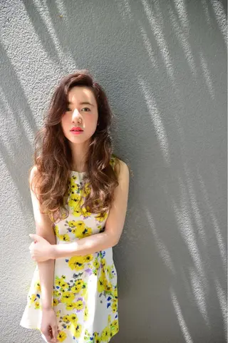 ロング カラー 花井 啓好のヘアスタイル