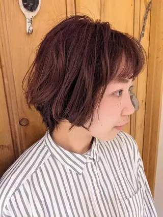 ショート カラー マエハラ ナナのヘアスタイル