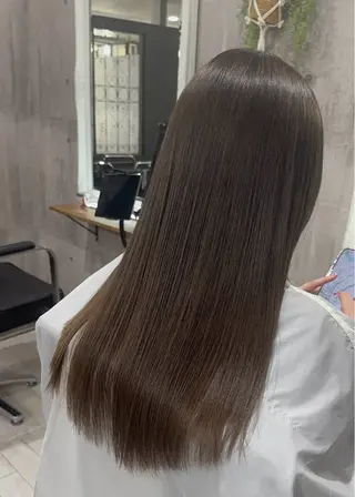 ロング レイヤーカット特化 💜SARIのヘアスタイル