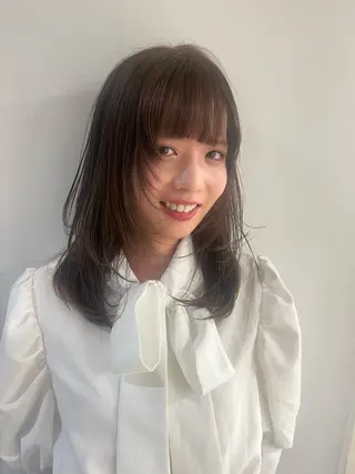 セミロング 🤍ちなみ 🤍のヘアスタイル