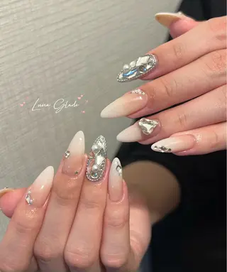 ネイル Luna Gladeのネイルデザイン