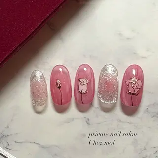 ネイル KOMINE TOMOKOのネイルデザイン