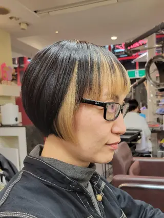 ショート 遠藤 史秋のヘアスタイル