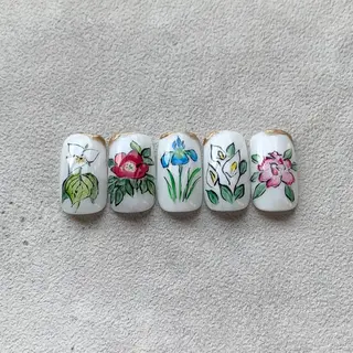 ネイル FIORITURA aiのネイルデザイン