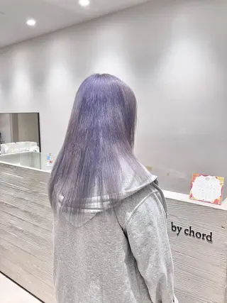 ロング カラー サキ🤍ハイトーン 🩰くびれ巻きヘアのヘアスタイル